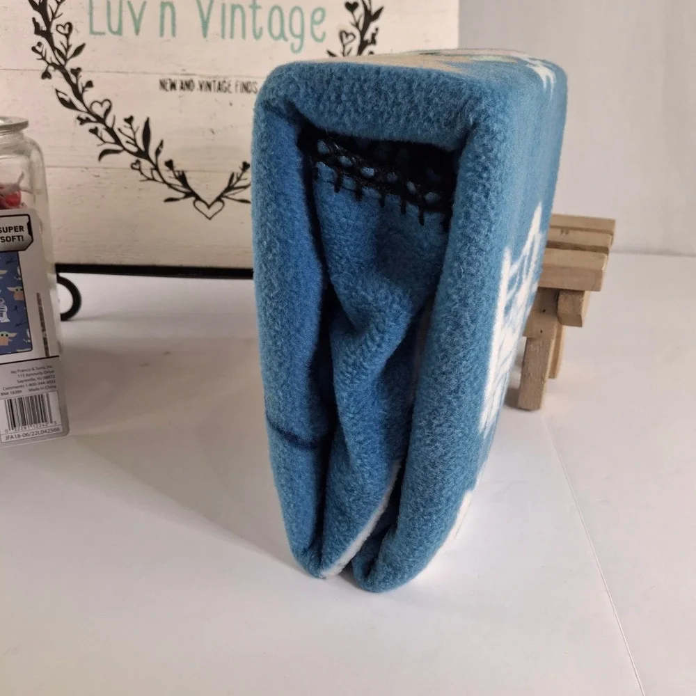 Star Wars The Mandalorian Grogu R2-D2 Travel Blanket Blue 40x50 Baby Yoda Disney